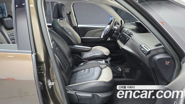 Citroën / DS C4 Picasso 2015 — photo 11