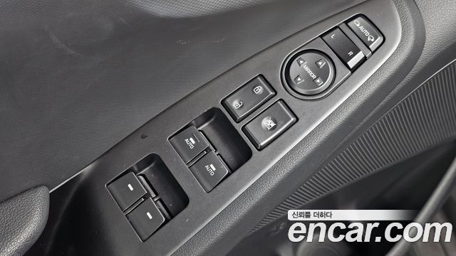 Hyundai Ioniq 2020 — photo 19