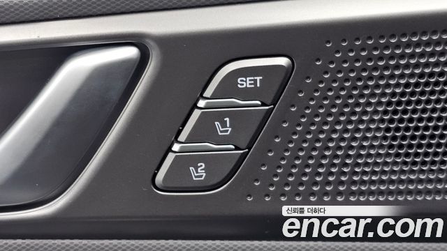 Hyundai Ioniq 2020 — photo 20