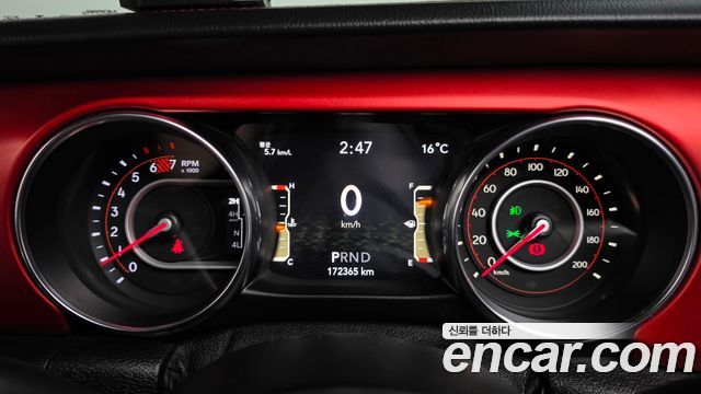 Jeep Wrangler 2019 — photo 8