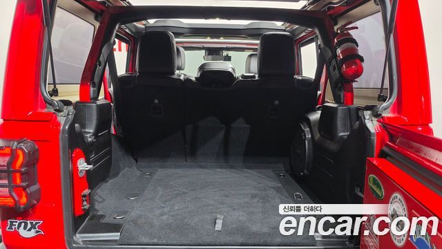 Jeep Wrangler 2019 — photo 20