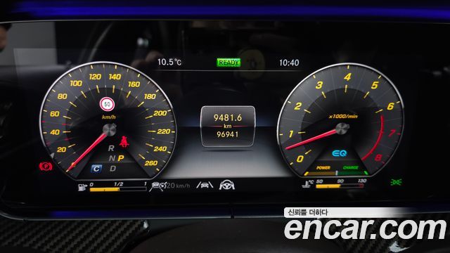 Mercedes-Benz CLS-Class 2020 — photo 11