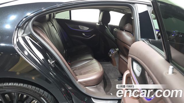 Mercedes-Benz CLS-Class 2020 — photo 18