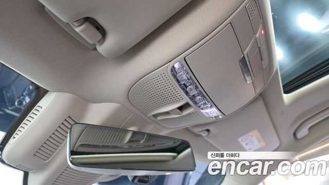 Mercedes-Benz CLS-Class 2020 — photo 31