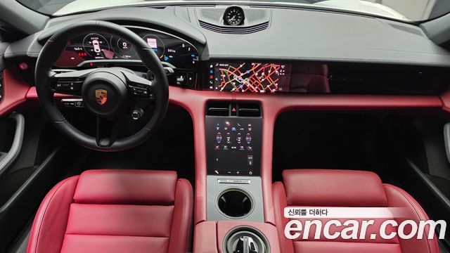 Porsche Taycan 2024 — photo 10