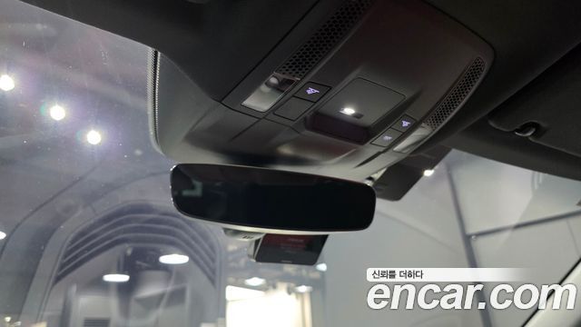 Porsche Taycan 2024 — photo 29