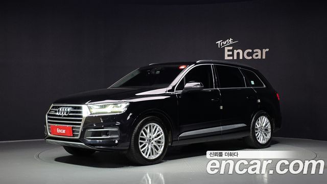 Audi Q7 2016 — photo 1