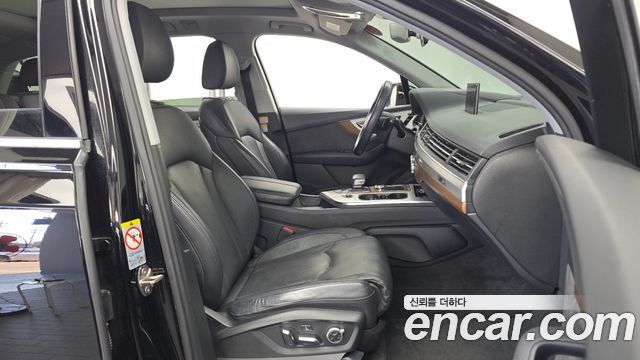 Audi Q7 2016 — photo 11