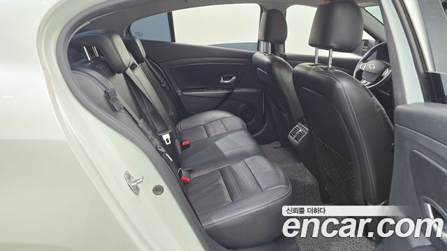 Renault Korea SM3 2015 — photo 11