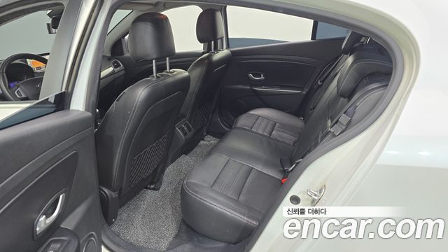 Renault Korea SM3 2015 — photo 19