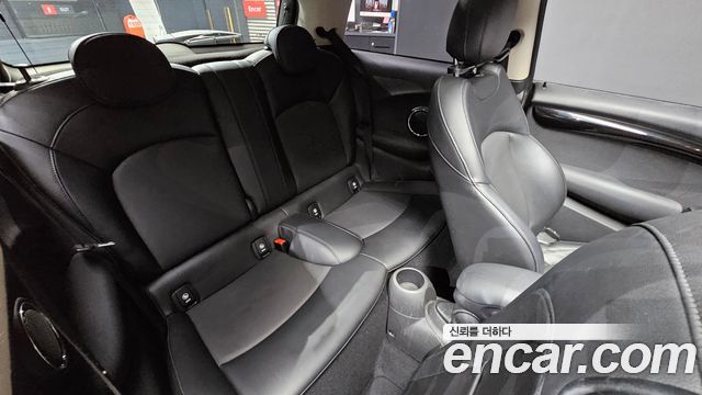 Mini Cooper 2016 — photo 11