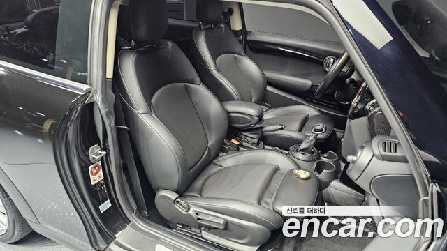 Mini Cooper 2016 — photo 12