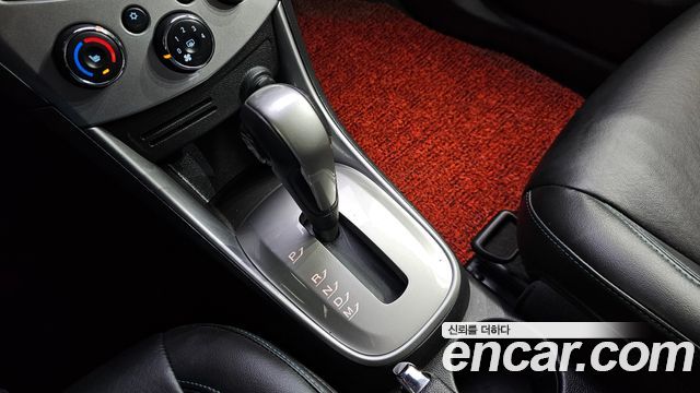 Chevrolet Korea Trax 2016 — photo 12