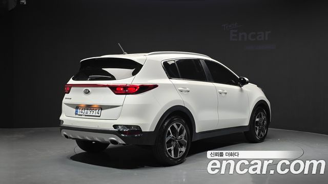 Kia Sportage 2022 — photo 2