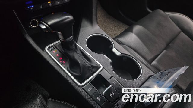 Kia Sportage 2022 — photo 9