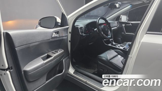 Kia Sportage 2022 — photo 10