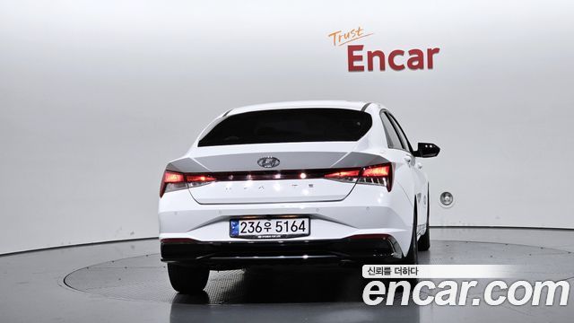 Hyundai AVANTE 2023 — photo 4