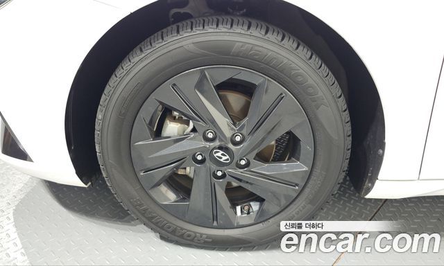 Hyundai AVANTE 2023 — photo 5