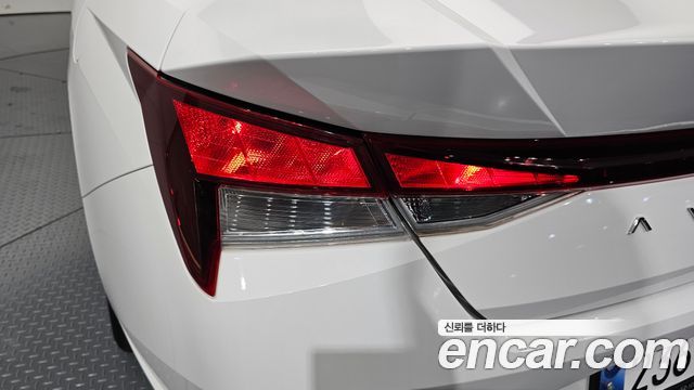 Hyundai AVANTE 2023 — photo 9