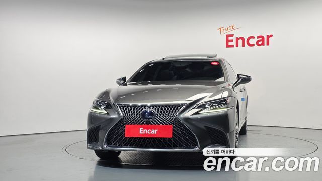 Lexus LS 2019 — photo 3