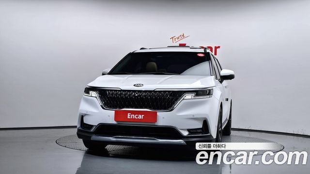 Kia Canival 2021 — photo 3