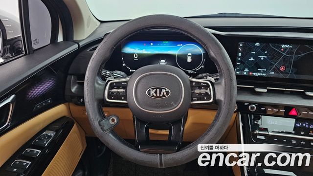Kia Canival 2021 — photo 19