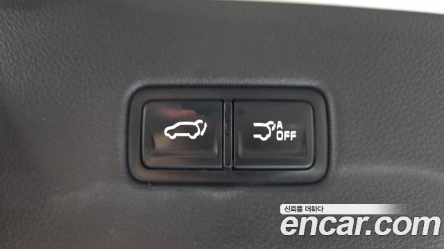 Kia Canival 2021 — photo 24