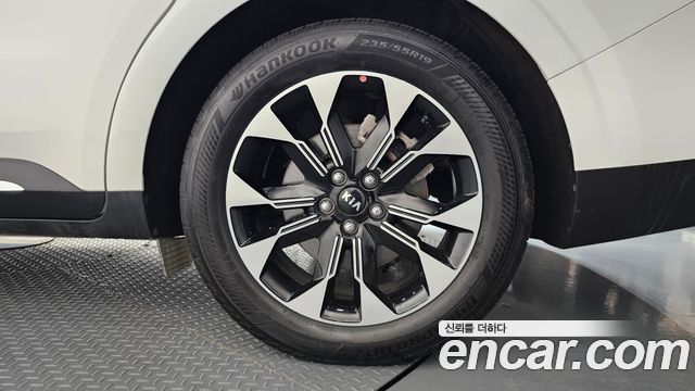 Kia Canival 2021 — photo 7