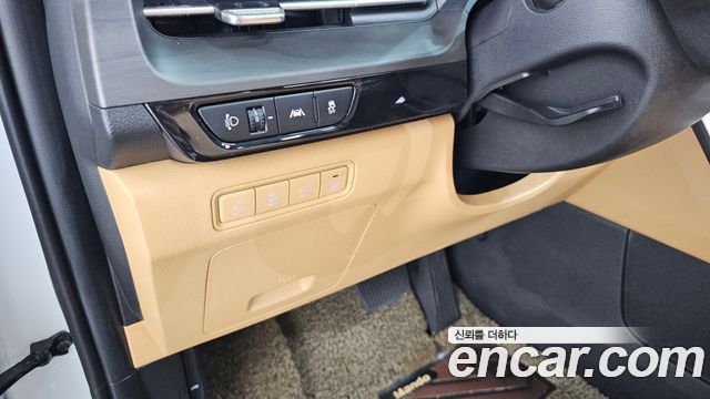 Kia Canival 2021 — photo 27
