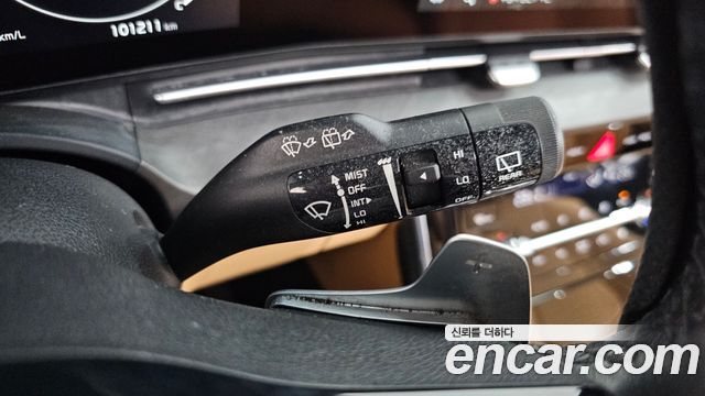 Kia Canival 2021 — photo 28