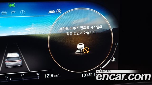 Kia Canival 2021 — photo 35