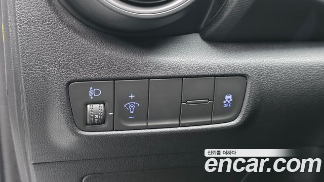Hyundai Kona 2018 — photo 19