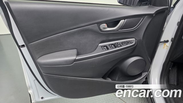 Hyundai Kona 2018 — photo 14