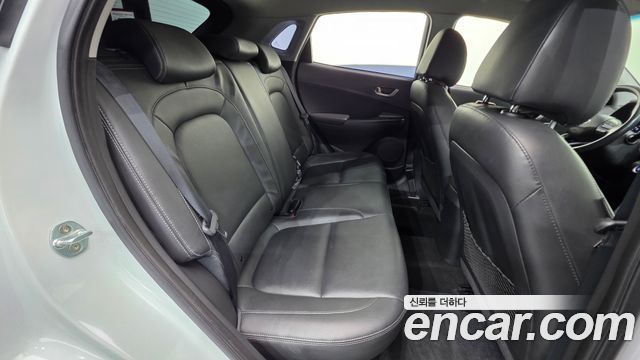 Hyundai Kona 2018 — photo 29