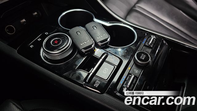 Kia K5 2023 — photo 9