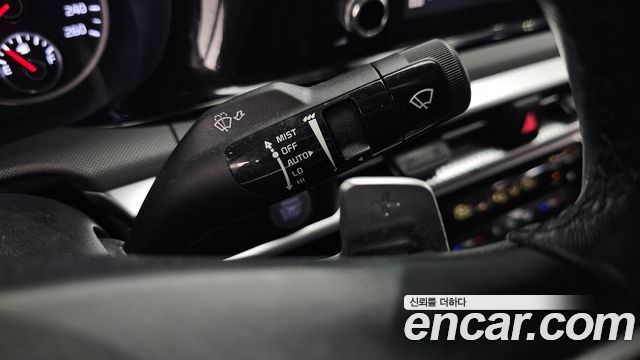Kia K5 2023 — photo 20