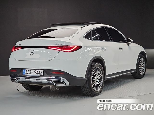 Mercedes-Benz GLC-Class 2025 — photo 4