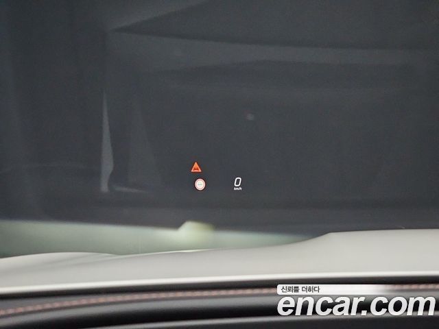 Mercedes-Benz GLC-Class 2025 — photo 10