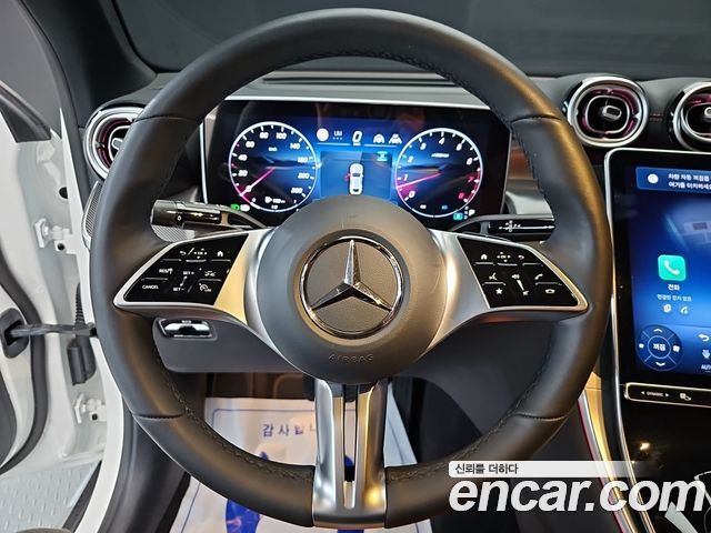 Mercedes-Benz GLC-Class 2025 — photo 11
