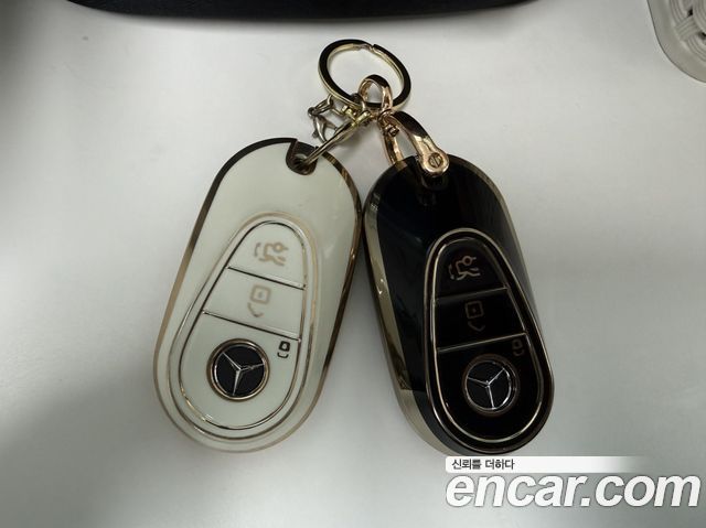 Mercedes-Benz GLC-Class 2025 — photo 15