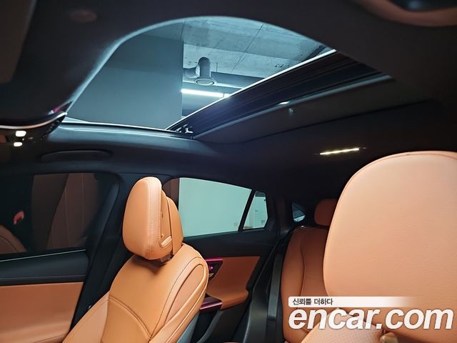 Mercedes-Benz GLC-Class 2025 — photo 16