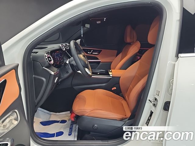 Mercedes-Benz GLC-Class 2025 — photo 17