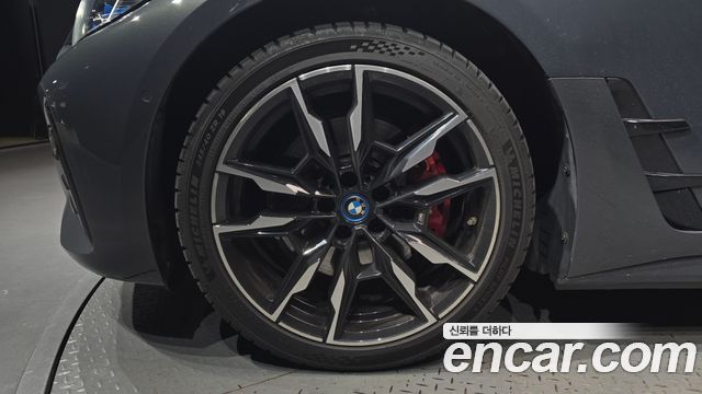 BMW i4 2024 — photo 5