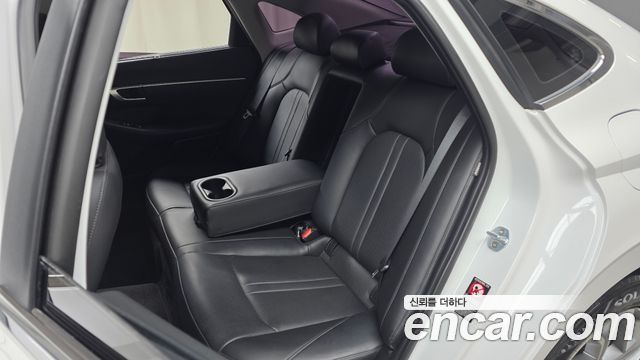 Hyundai Sonata 2020 — photo 18