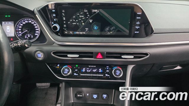 Hyundai Sonata 2020 — photo 19