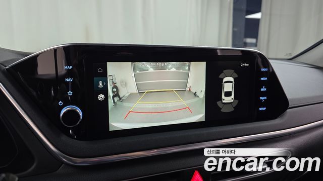 Hyundai Sonata 2020 — photo 21