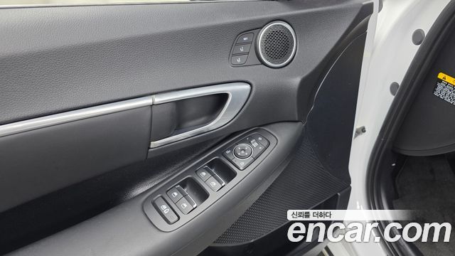 Hyundai Sonata 2020 — photo 26