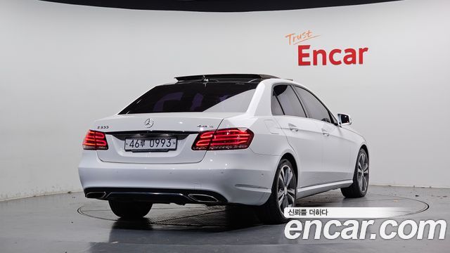 Mercedes-Benz E-Class 2016 — photo 2