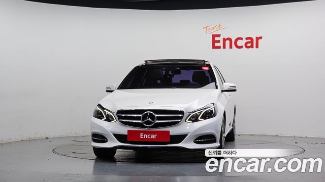 Mercedes-Benz E-Class 2016 — photo 3