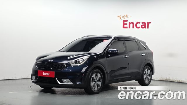 Kia Niro 2018 — photo 1